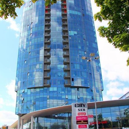 Helios Luxury Apartment In Vilnius Skyscraper Exterior photo